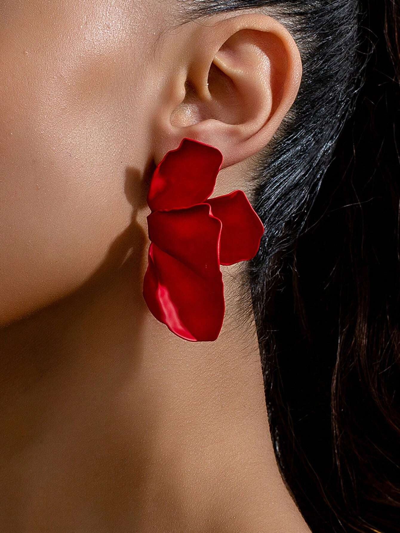 Exaggerated Red Metal Flowers Earrings For Stylish Statement