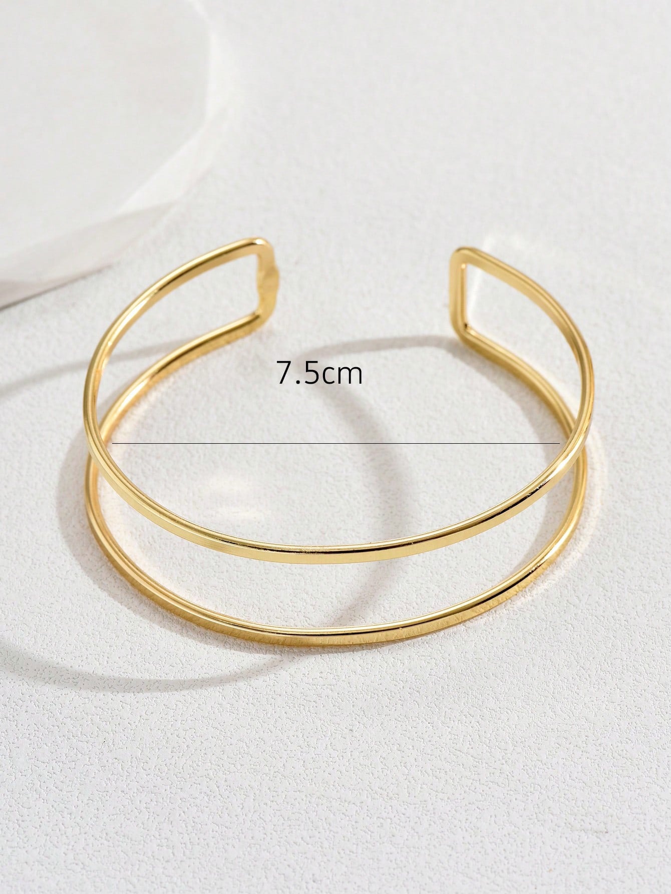 Unisex Golden Iron Arm Cuff Featuring Elegant Lines Design