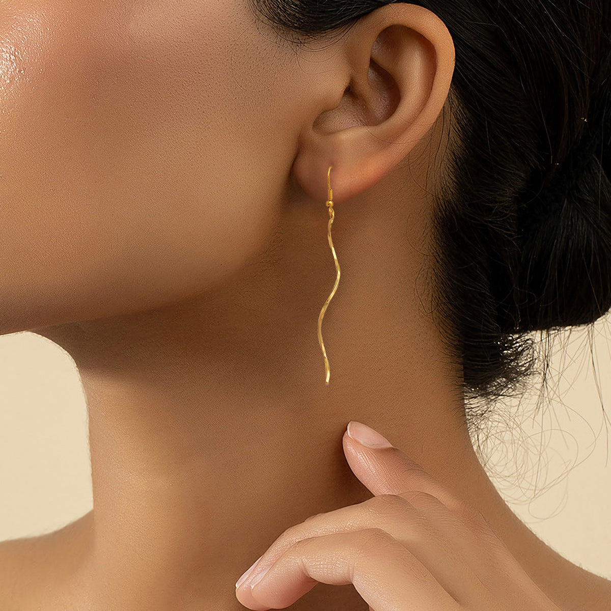 Curve Drop Earrings For Women Made Of Zinc Alloy Featuring Elegant Design