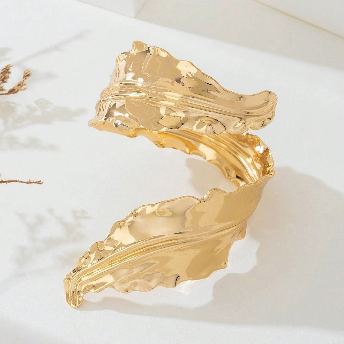 Golden Metal Leaves Bangle For Elegant Style