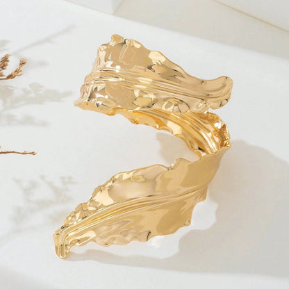 Golden Metal Leaves Bangle For Elegant Style