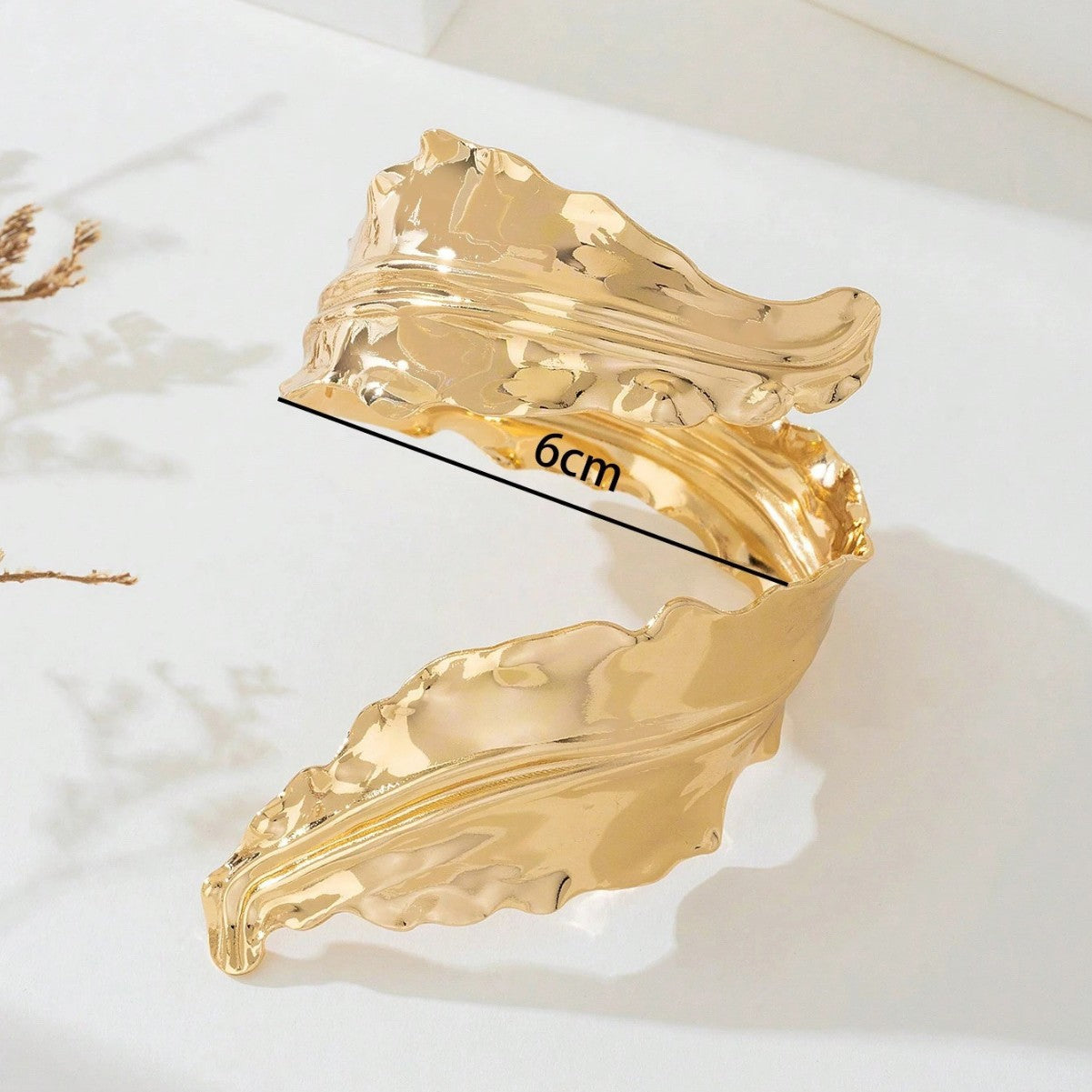 Golden Metal Leaves Bangle For Elegant Style
