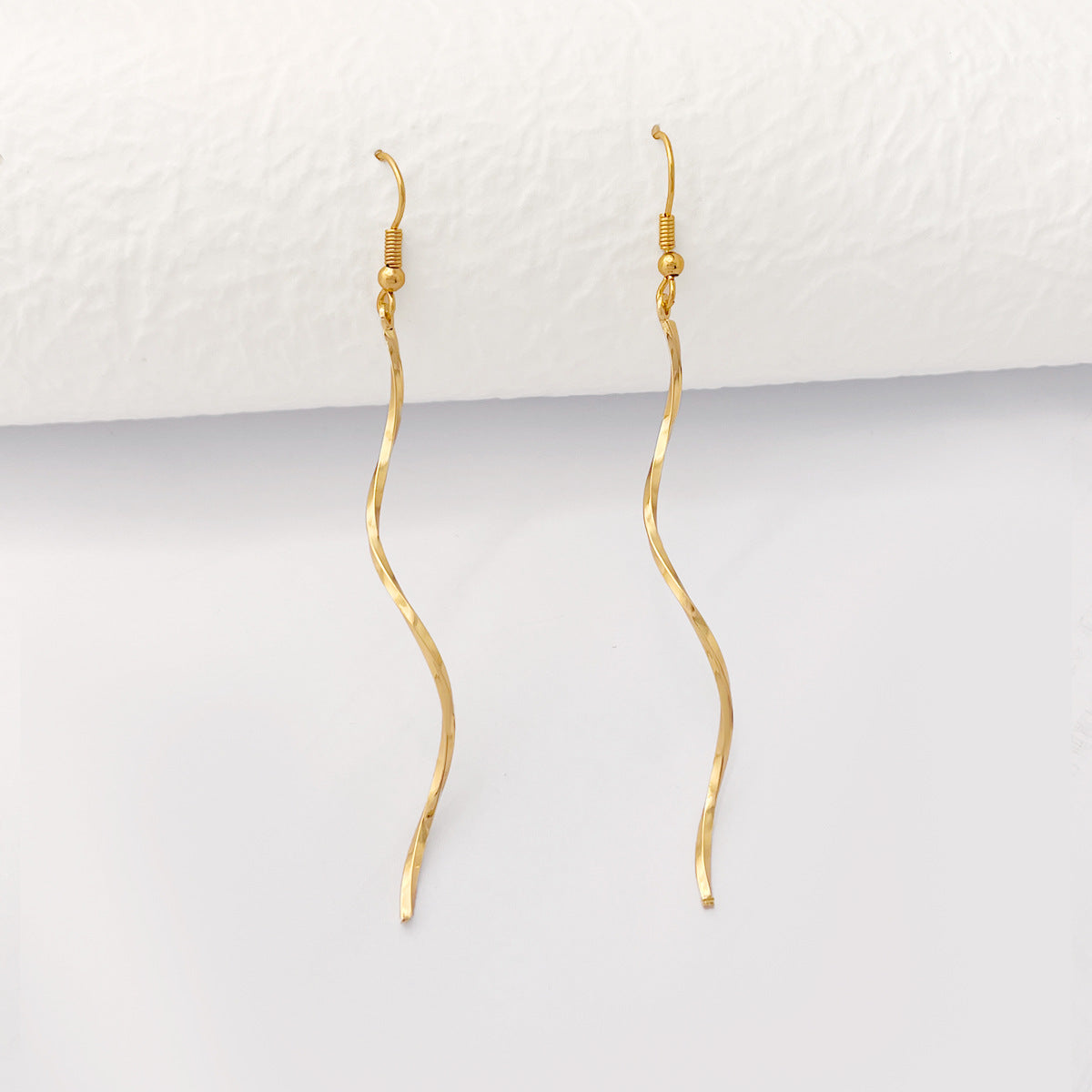Curve Drop Earrings For Women Made Of Zinc Alloy Featuring Elegant Design