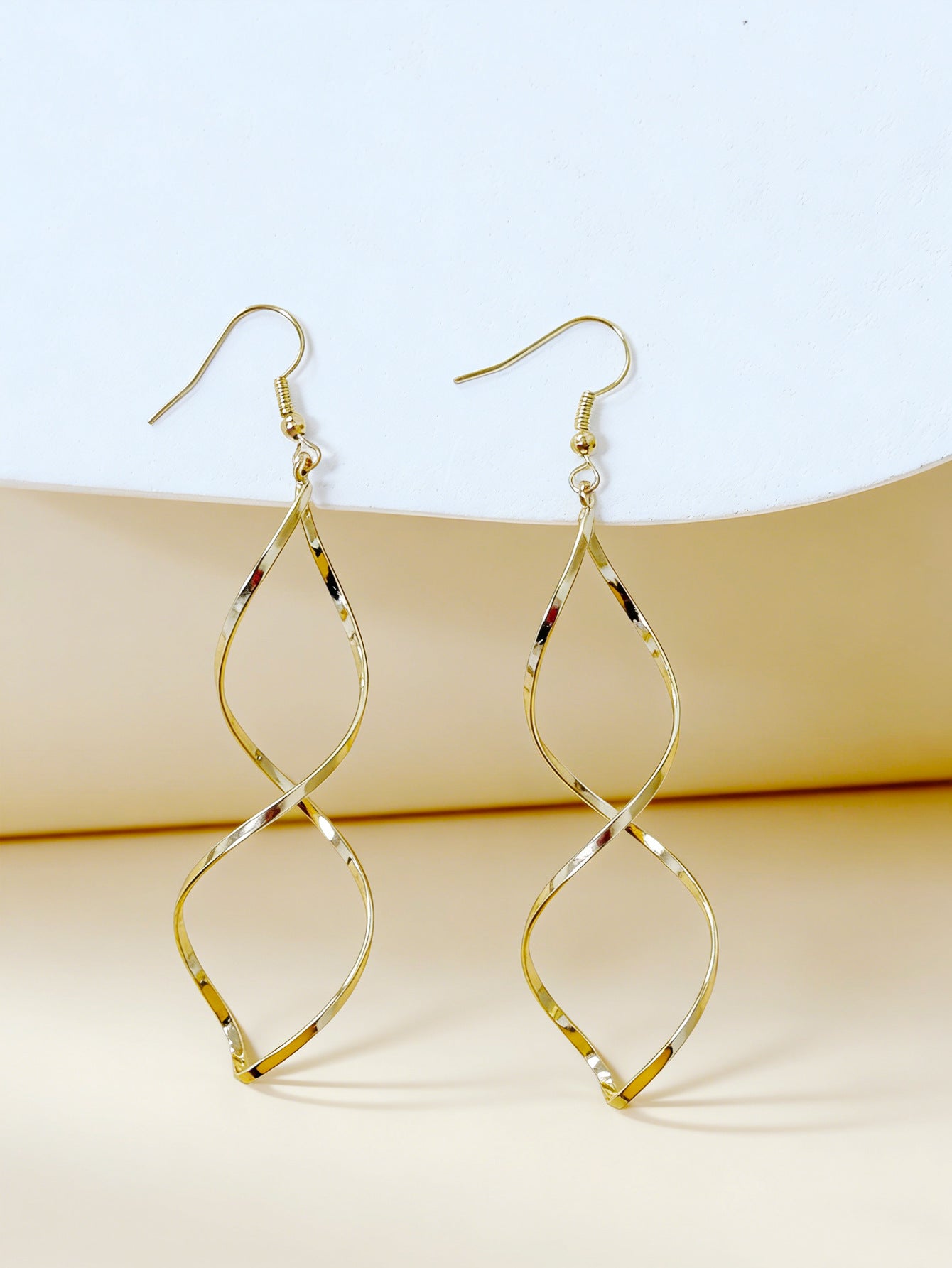 Curve Drop Earrings For Women Made Of Zinc Alloy Featuring Elegant Design