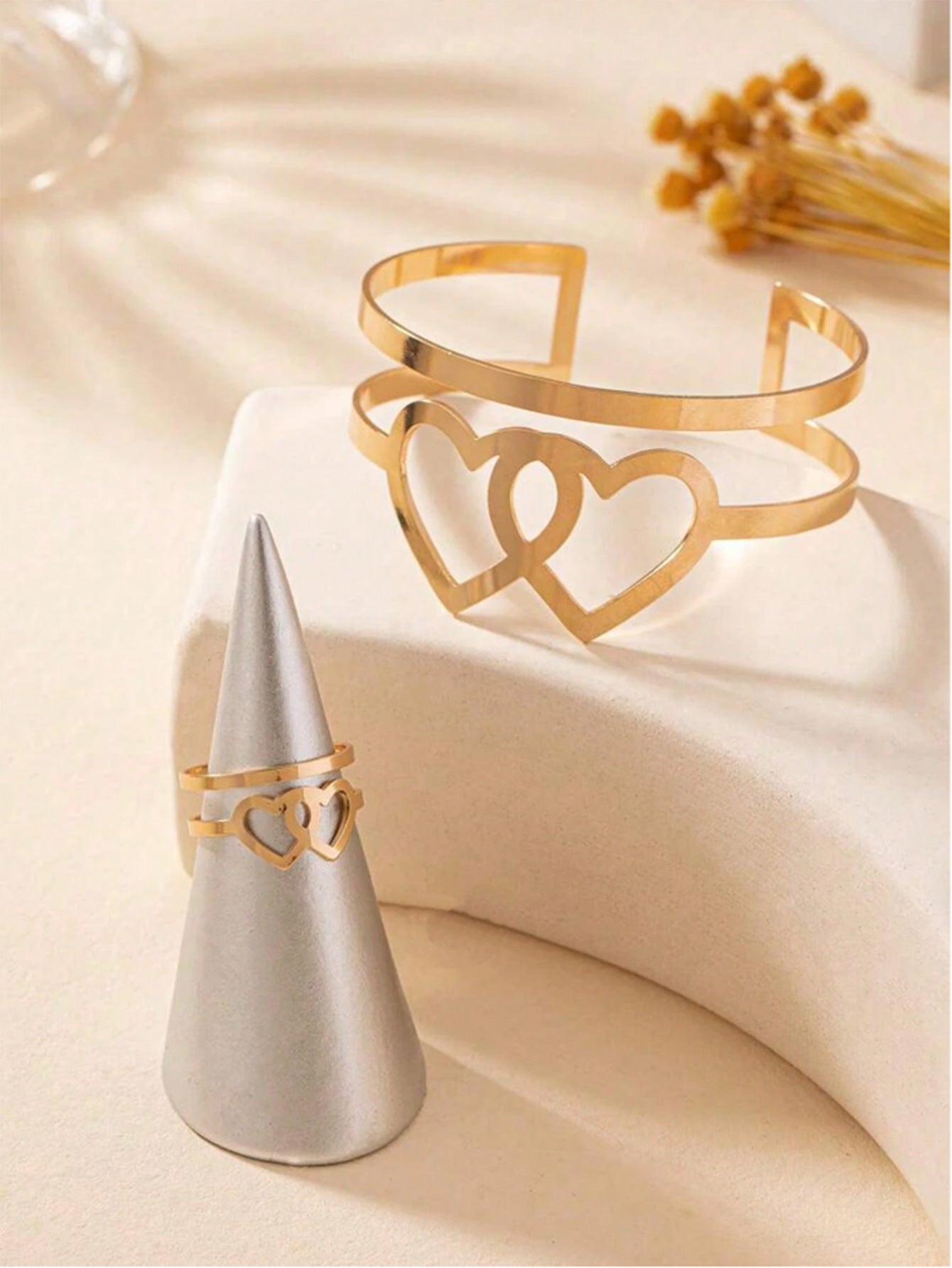 Double Heart Bangle For Women In Golden Alloy, 1 Set Elegant Jewelry Accessory