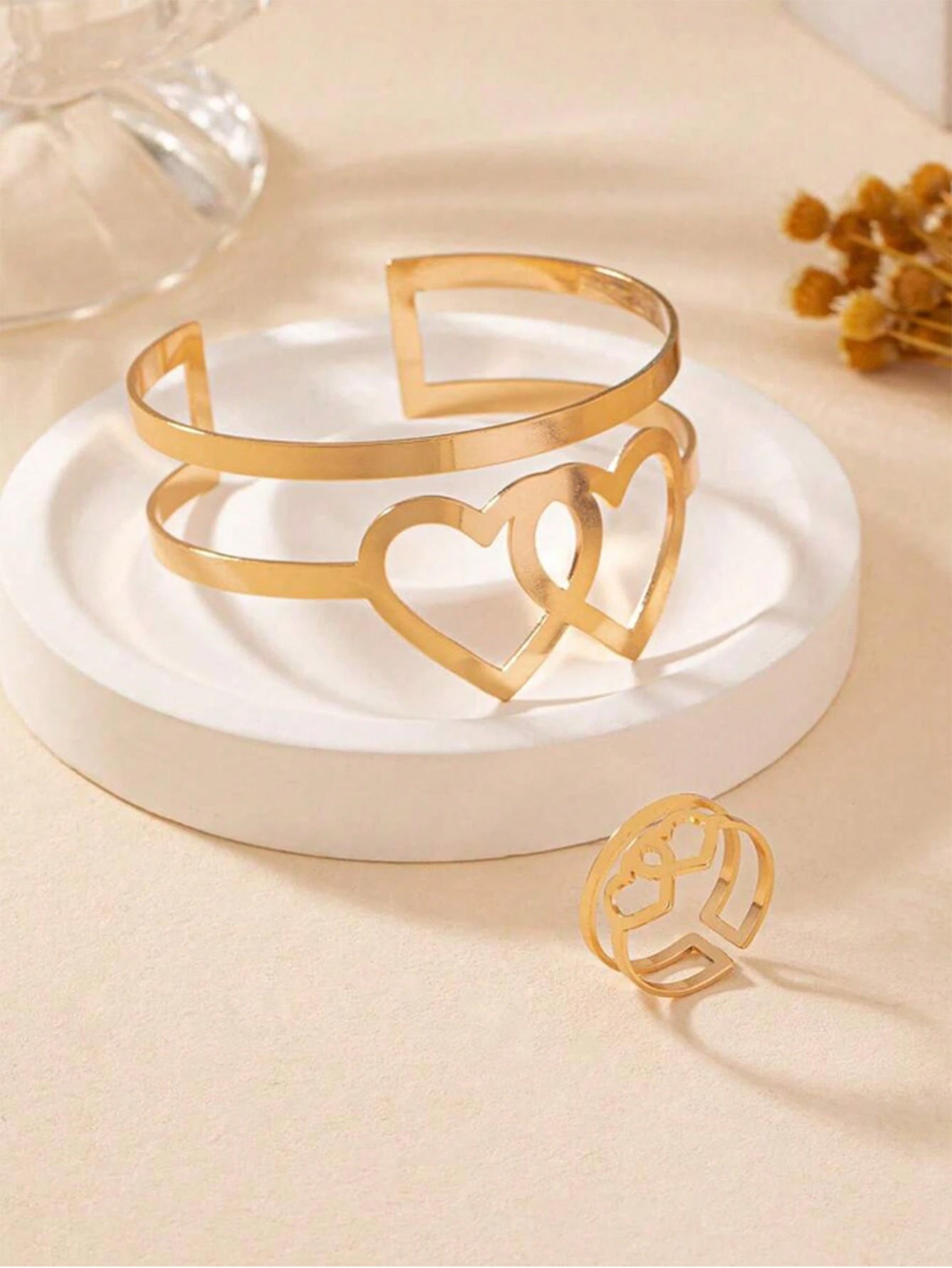 Double Heart Bangle For Women In Golden Alloy, 1 Set Elegant Jewelry Accessory