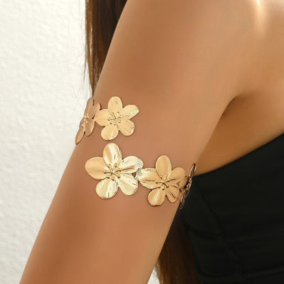Elegant Golden Flowers Arm Cuff For Women Featuring Electroplated Metal Bangle Jewelry Accessory