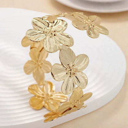 Elegant Golden Flowers Arm Cuff For Women Featuring Electroplated Metal Bangle Jewelry Accessory