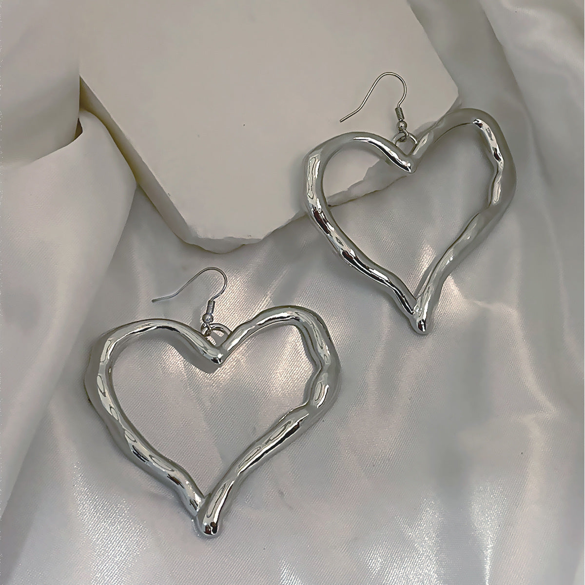 Heart Shape Earrings For Women In Golden Alloy, Elegant And Stylish Jewelry Accessory