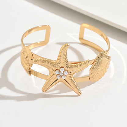Golden Metal Starfish Arm Bracelet For Stylish Jewelry Accessories