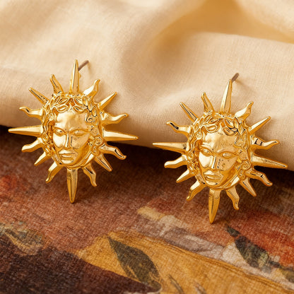 Hip-Hop Portrait Stud Earrings For Men And Women, Made Of Durable Alloy, Featuring A Stylish Golden Finish