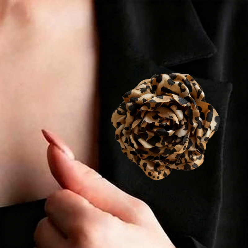 Petal Pin Made Of Cloth Featuring Leopard Print Design