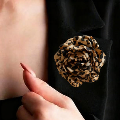 Petal Pin Made Of Cloth Featuring Leopard Print Design