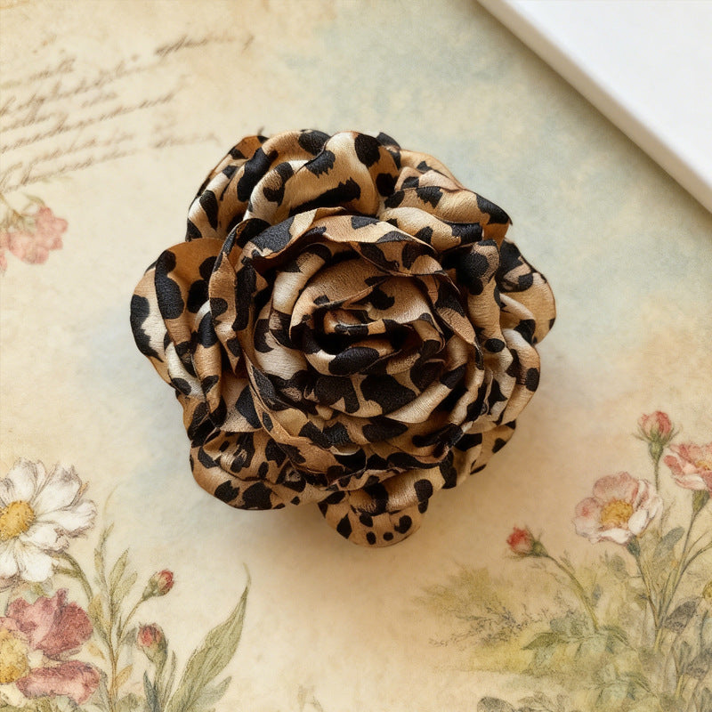 Petal Pin Made Of Cloth Featuring Leopard Print Design