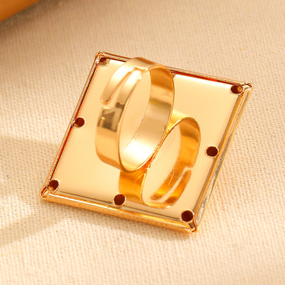 Exaggerated Golden Quadrilateral Iron Ring For Women, 1 Piece