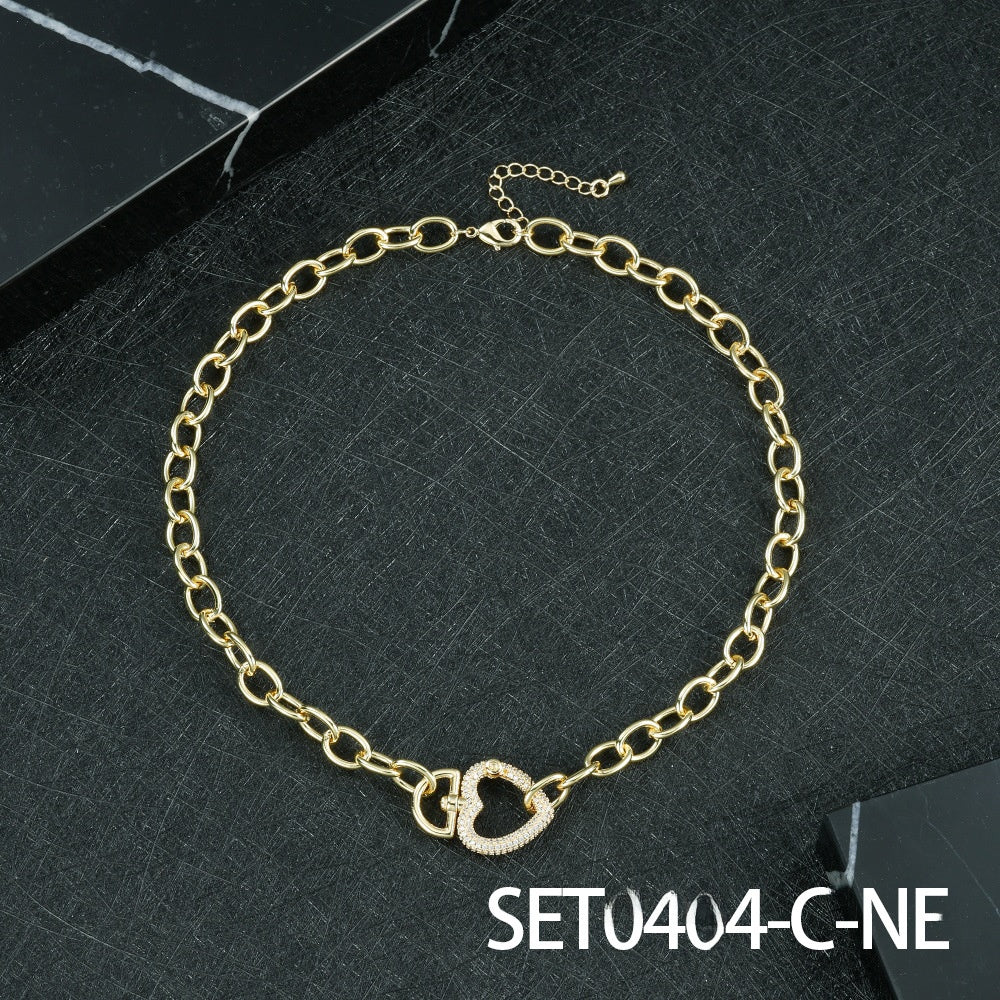 Heart Shape Necklace For Women Featuring Elegant Copper Material