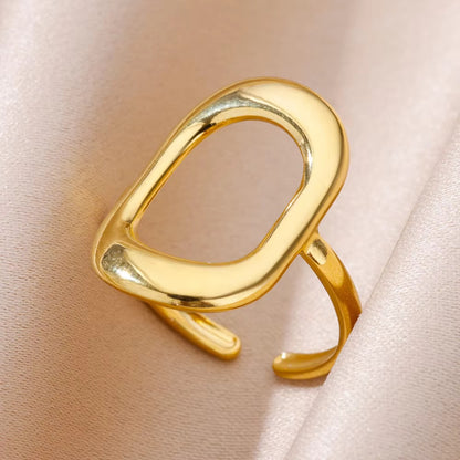 Vintage Style Women’s Ring Featuring Lines Pattern With 18K Real Gold Plated Finish In Golden