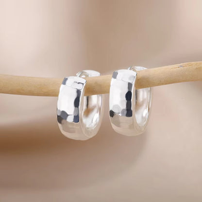 Simple Style U Shape Earrings For Women Featuring 18K Real Gold Plated Copper Material In Golden