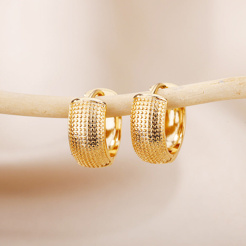 Simple Style U Shape Earrings For Women Featuring 18K Real Gold Plated Copper Material In Golden