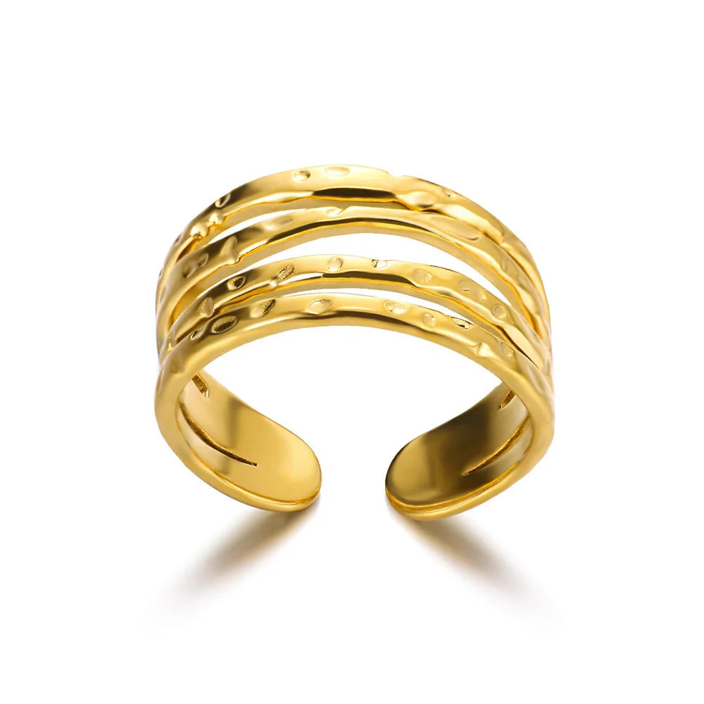 Vintage Style Women’s Ring Featuring Lines Pattern With 18K Real Gold Plated Finish In Golden
