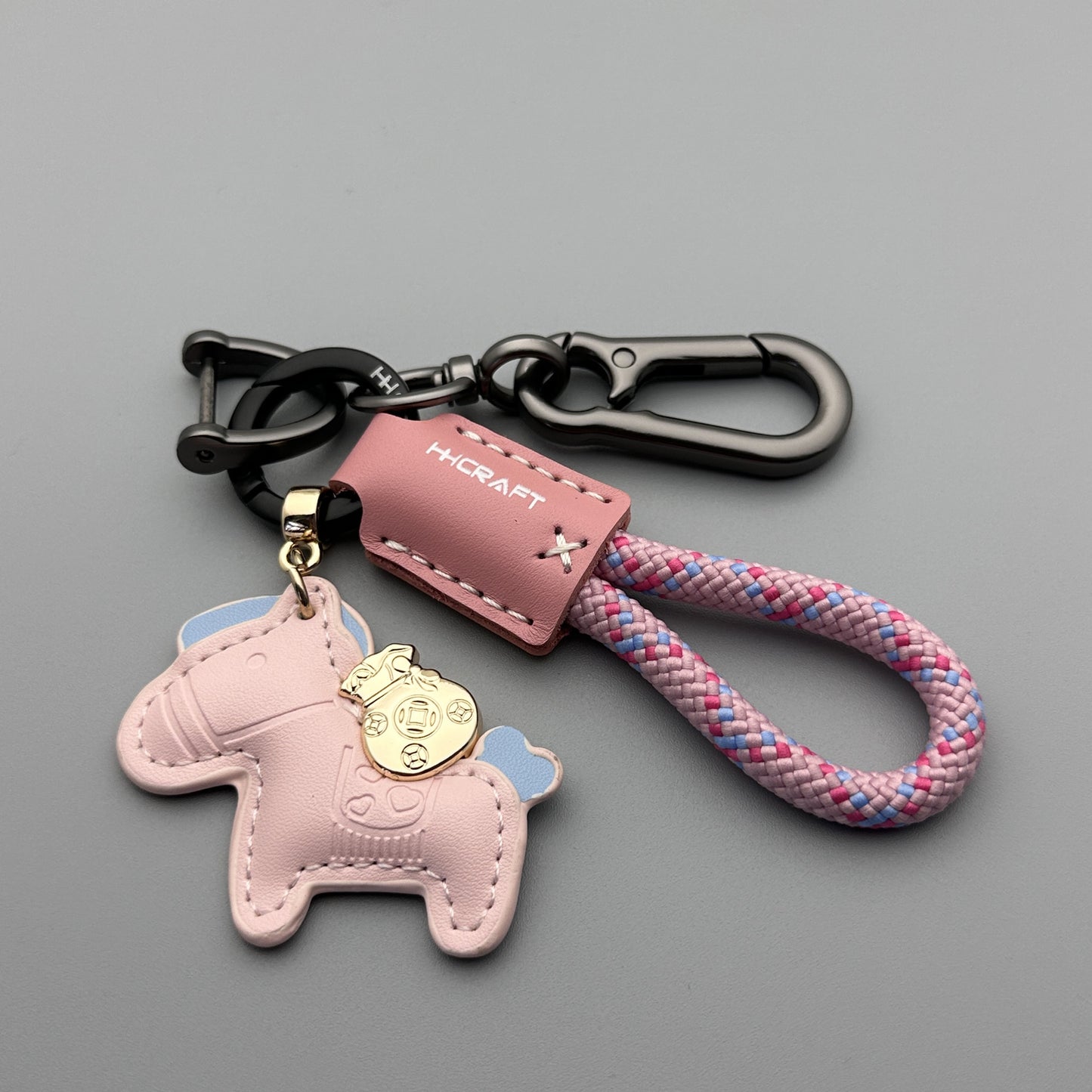 Horse Pattern Keychain Made Of Durable PU Leather, Stylish And Practical Accessory For Everyday Use