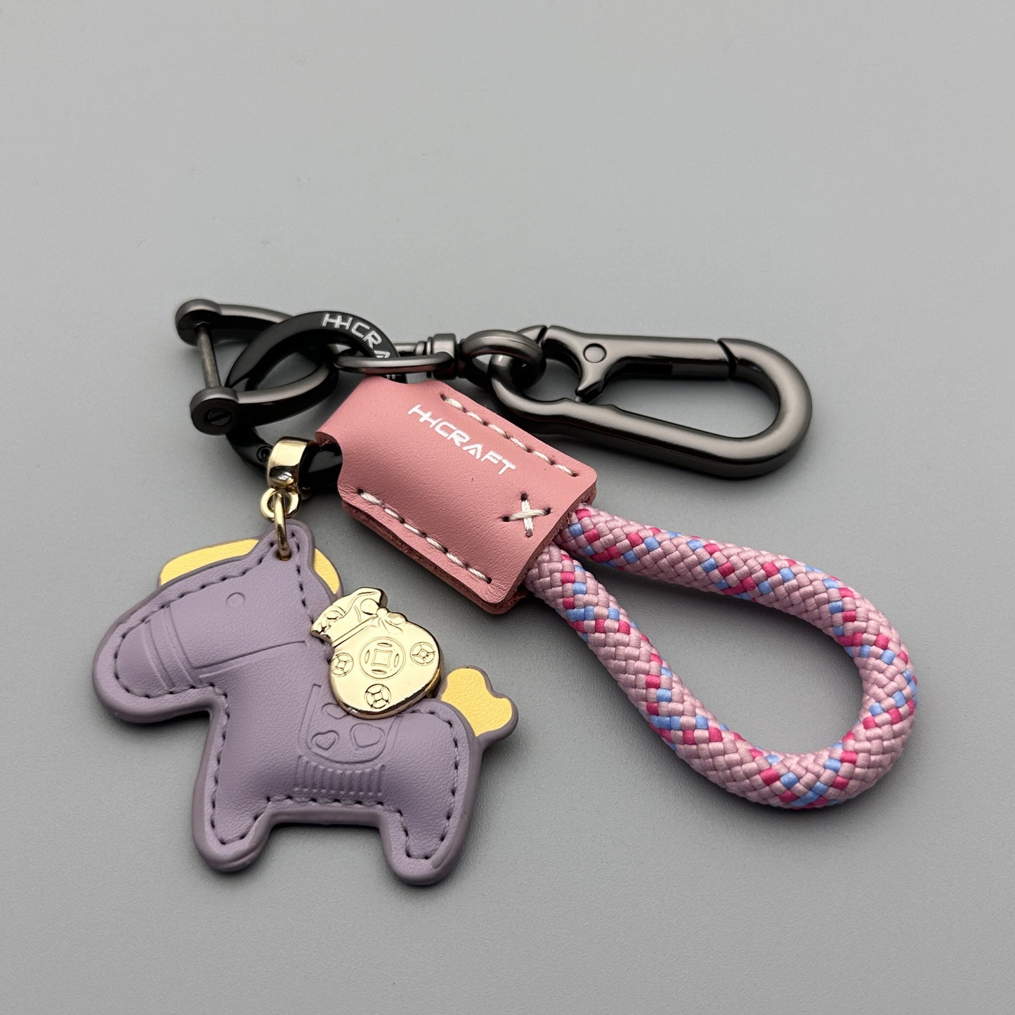 Horse Pattern Keychain Made Of Durable PU Leather, Stylish And Practical Accessory For Everyday Use