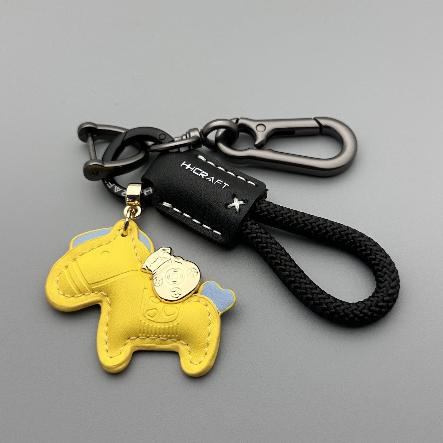 Horse Pattern Keychain Made Of Durable PU Leather, Stylish And Practical Accessory For Everyday Use