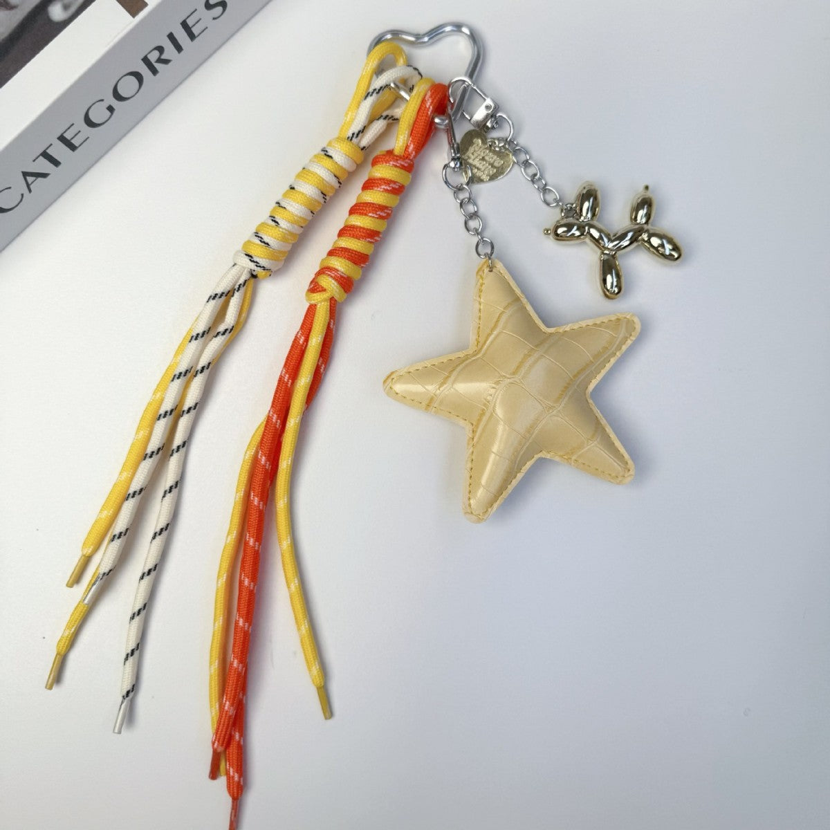 Original Design Star Pattern Keychain In PU Leather, Stylish And Durable Hanging Accessory