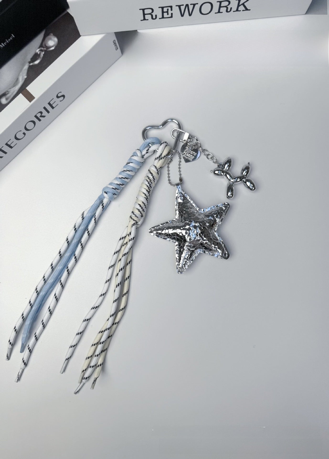 Original Design Star Pattern Keychain In PU Leather, Stylish And Durable Hanging Accessory
