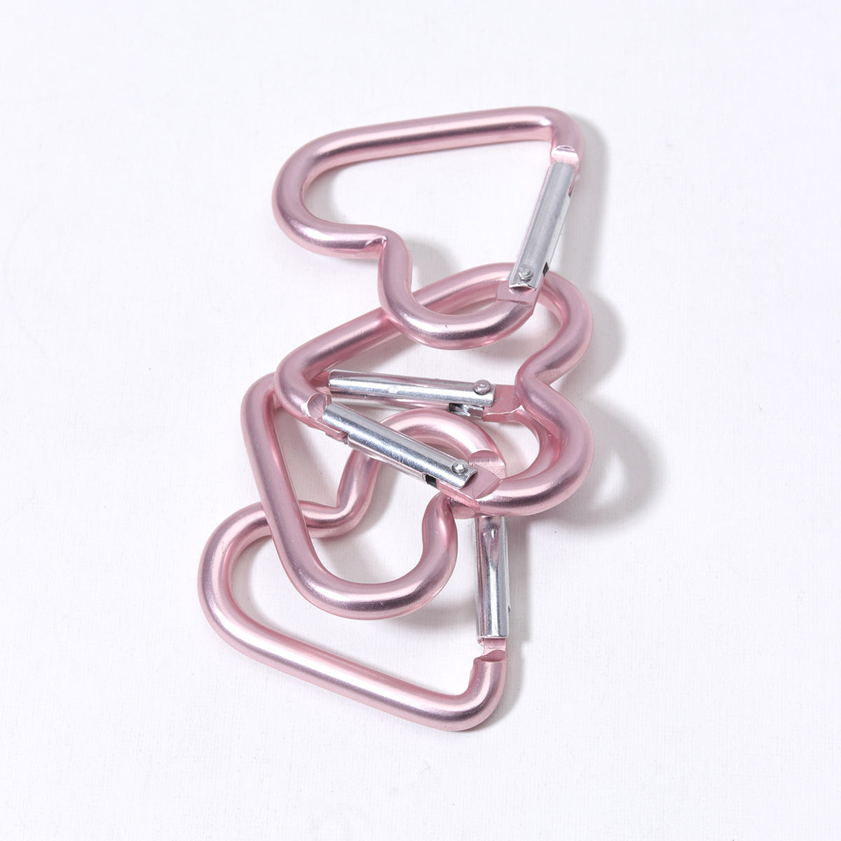Heart Shape Climbing Carabiner Made Of Durable Aluminum Alloy For Outdoor And Hiking Activities
