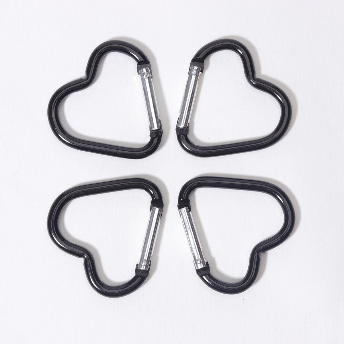 Heart Shape Climbing Carabiner Made Of Durable Aluminum Alloy For Outdoor And Hiking Activities