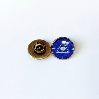 Devil's Eye Pin Brooch In Copper Featuring Unique Design For Stylish Accessories