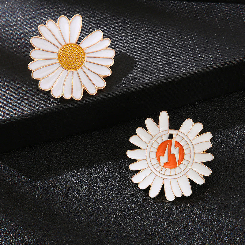 Daisy Pattern Zinc Alloy Pin Brooch, Elegant Floral Jewelry Accessory For Stylish Outfits
