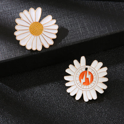 Daisy Pattern Zinc Alloy Pin Brooch, Elegant Floral Jewelry Accessory For Stylish Outfits