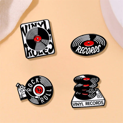 Pin Brooch Featuring Music Pattern In Zinc Alloy, Available In Black