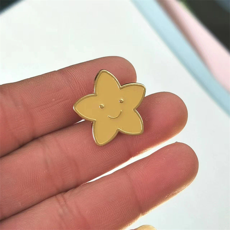 Smiley Face Pin Brooch In Durable Zinc Alloy, Stylish And Fun Accessory