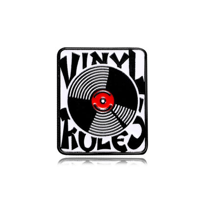 Pin Brooch Featuring Music Pattern In Zinc Alloy, Available In Black
