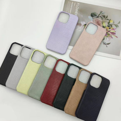 Apricot Phone Case Featuring Lizard Pattern For Stylish Protection