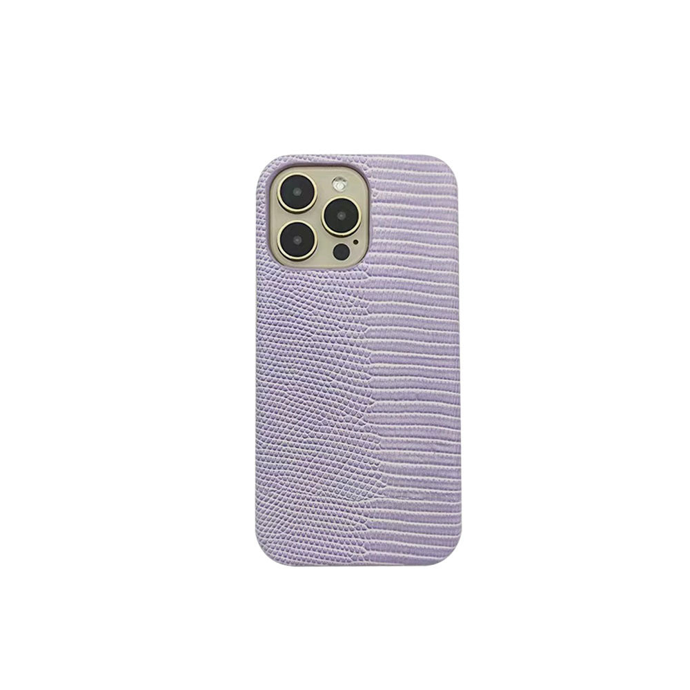 Apricot Phone Case Featuring Lizard Pattern For Stylish Protection
