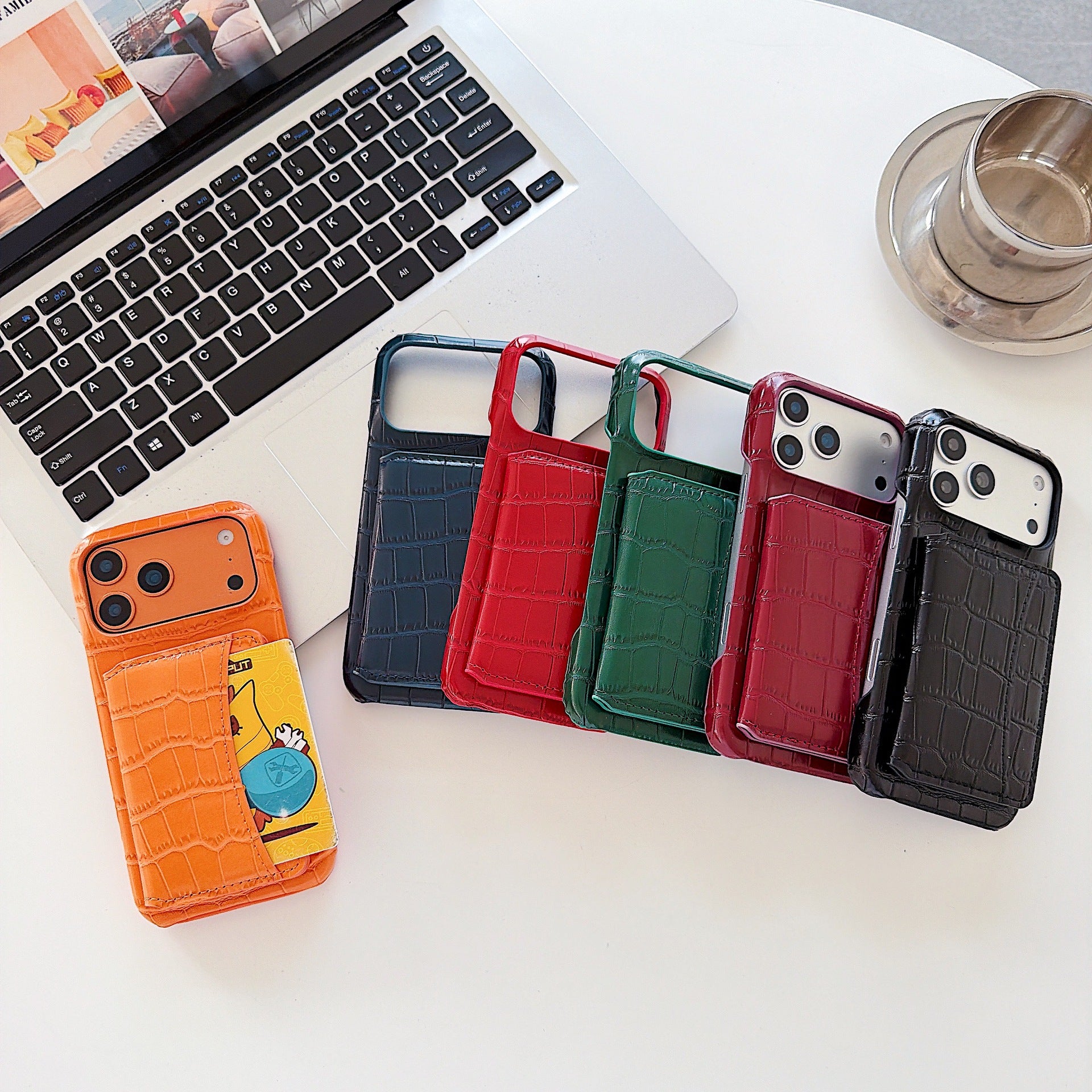 Crocodile Pattern Phone Case For Apple Devices In Black Color, Stylish And Durable Mobile Protection