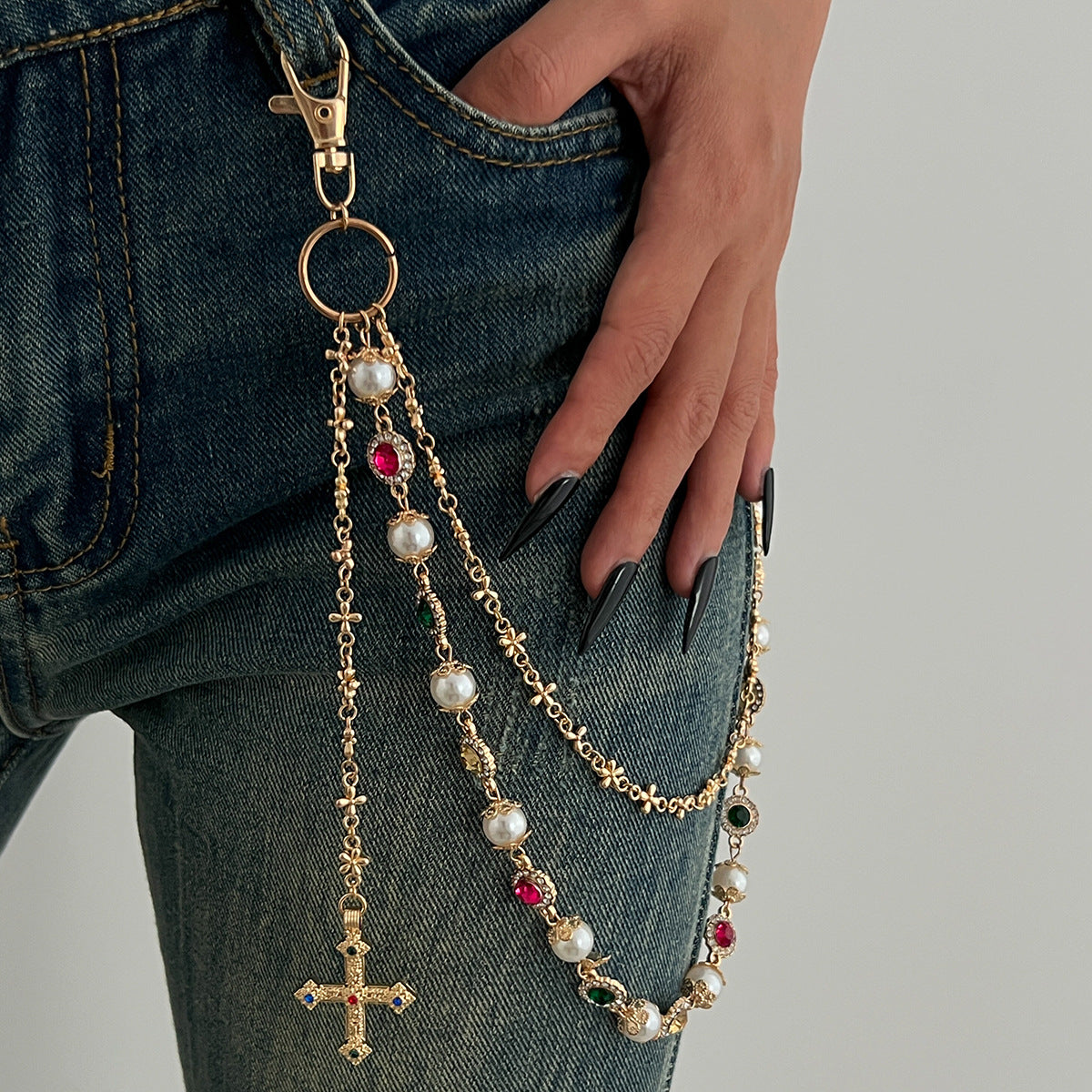 Hip-Hop Metal Waist Chain Featuring Flower And Cross Patterns In Golden Color