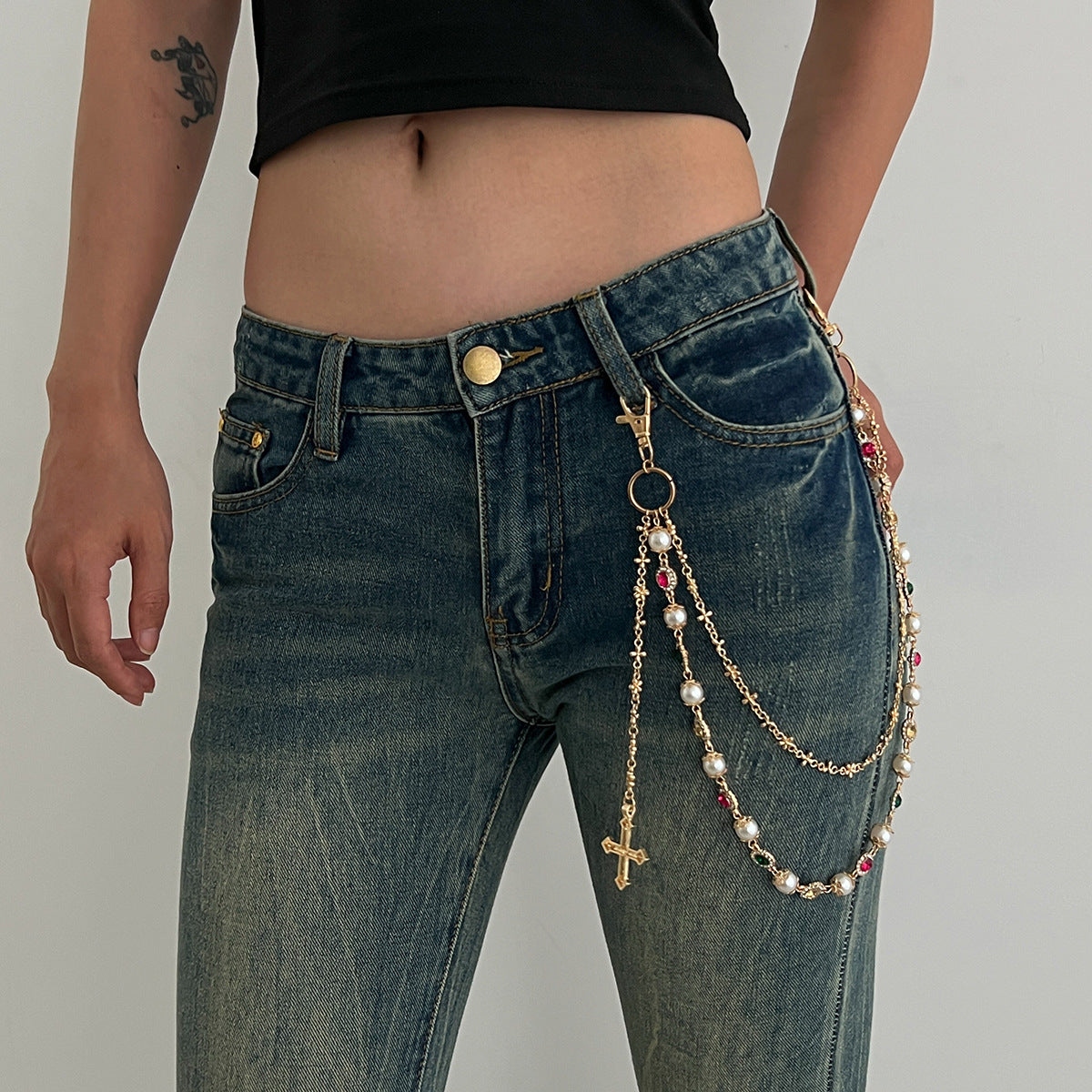 Hip-Hop Metal Waist Chain Featuring Flower And Cross Patterns In Golden Color