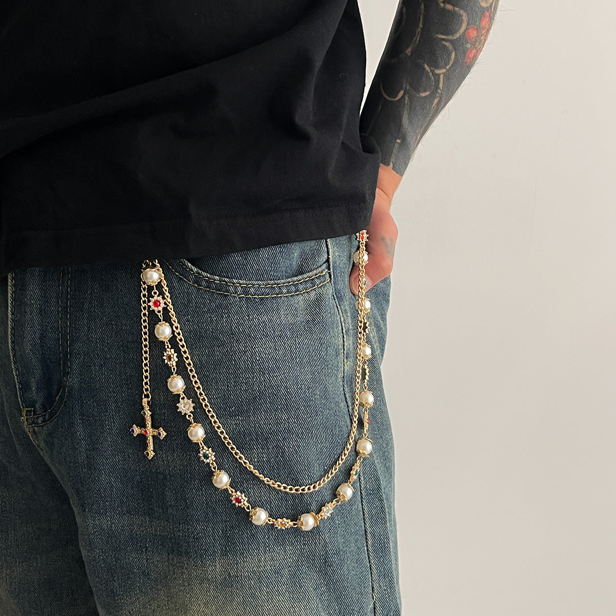 Hip-Hop Metal Waist Chain Featuring Flower And Cross Patterns In Golden Color