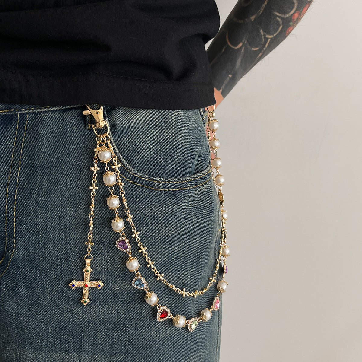 Hip-Hop Metal Waist Chain Featuring Flower And Cross Patterns In Golden Color