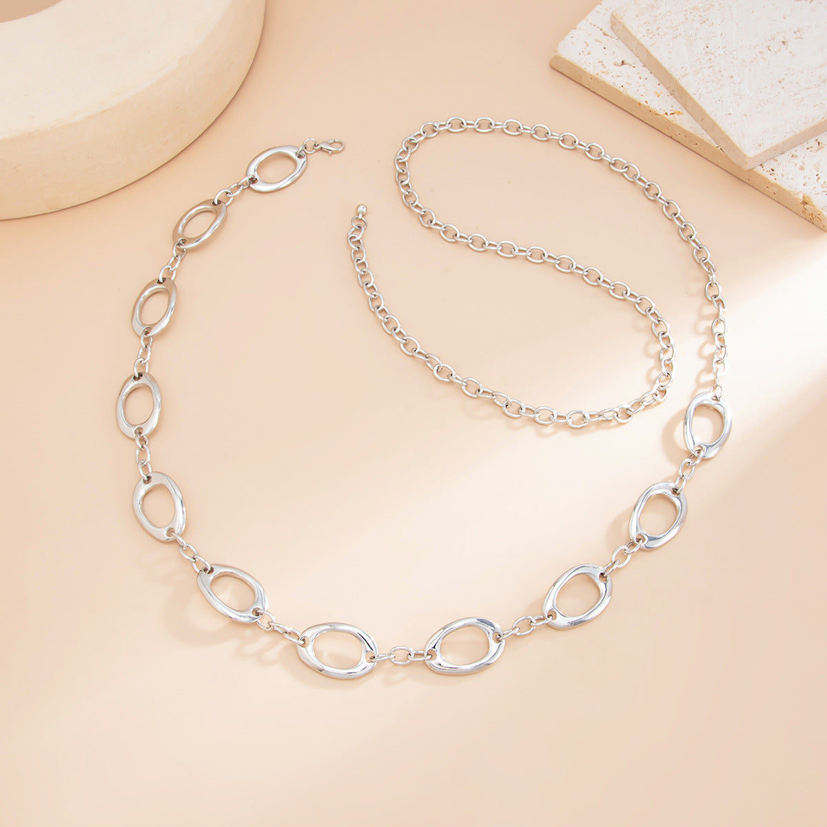 Simple Style Metal Waist Chain With Splicing Pattern In Elegant Golden Color