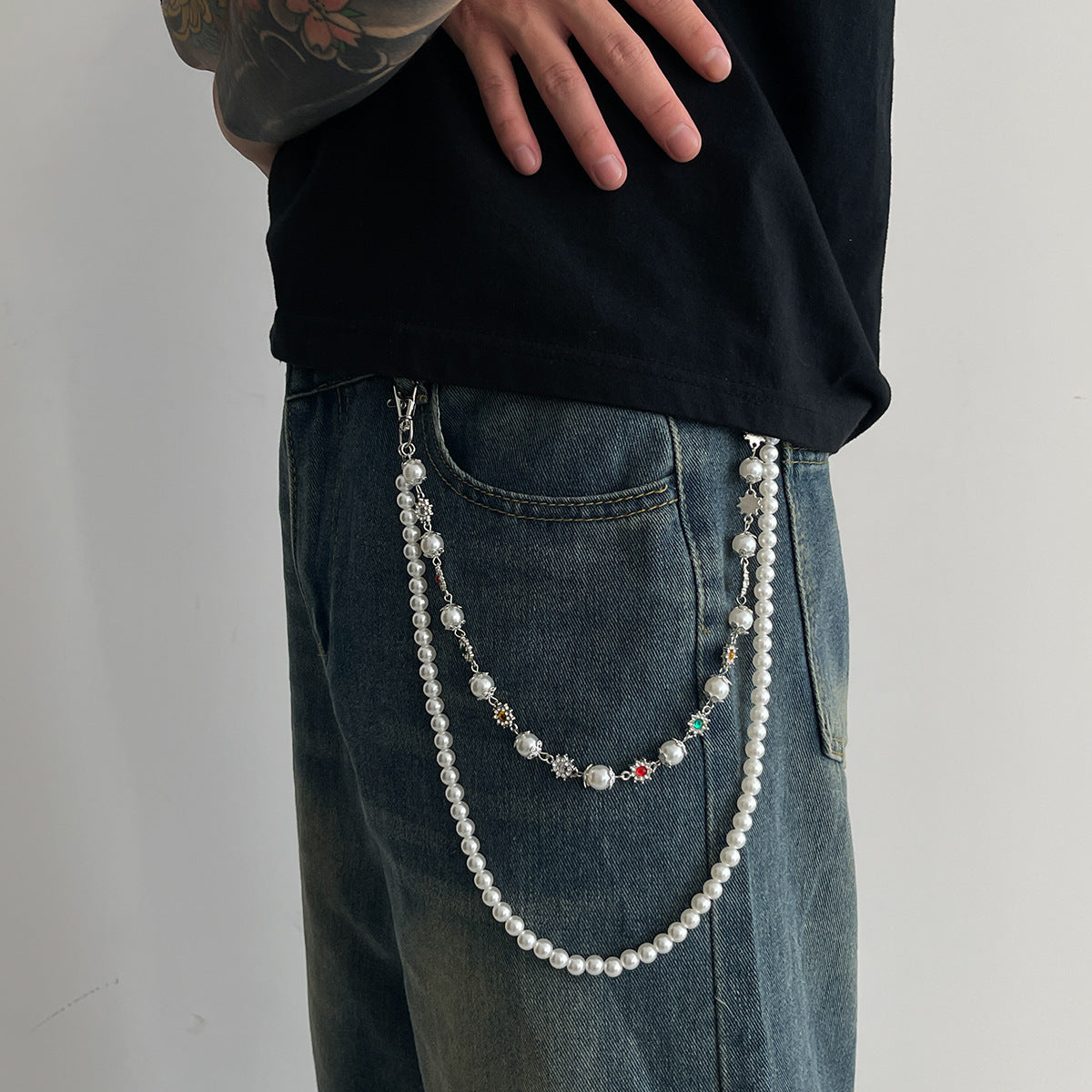 Hip-Hop Metal Waist Chain Featuring Flower And Cross Patterns In Golden Color