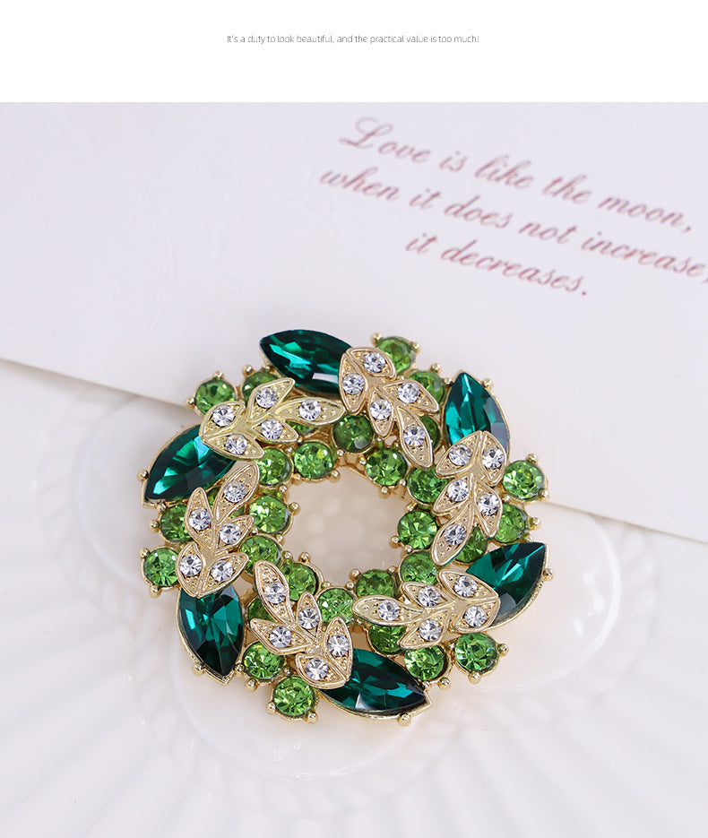Butterfly Glass Brooch Pin Featuring Elegant Design For Stylish Jewelry Accessories