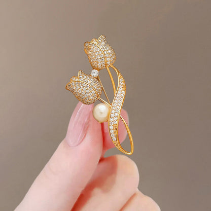 Butterfly Pin Brooch Made Of Zinc Alloy Featuring May Birthstone Emerald