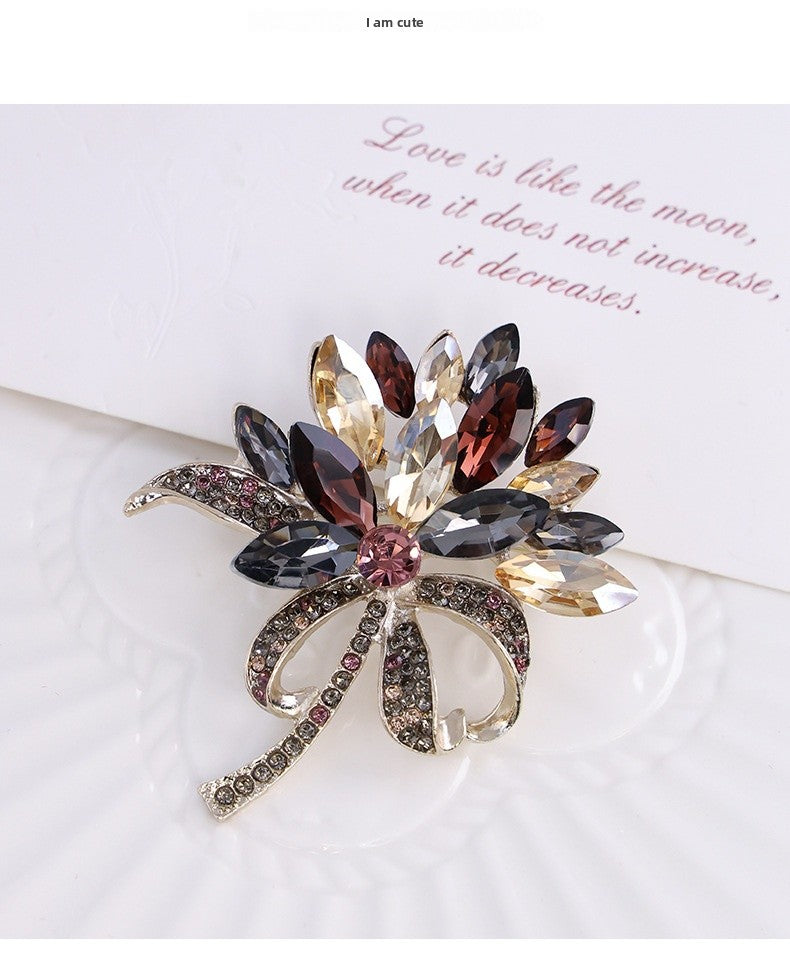 Butterfly Glass Brooch Pin Featuring Elegant Design For Stylish Jewelry Accessories