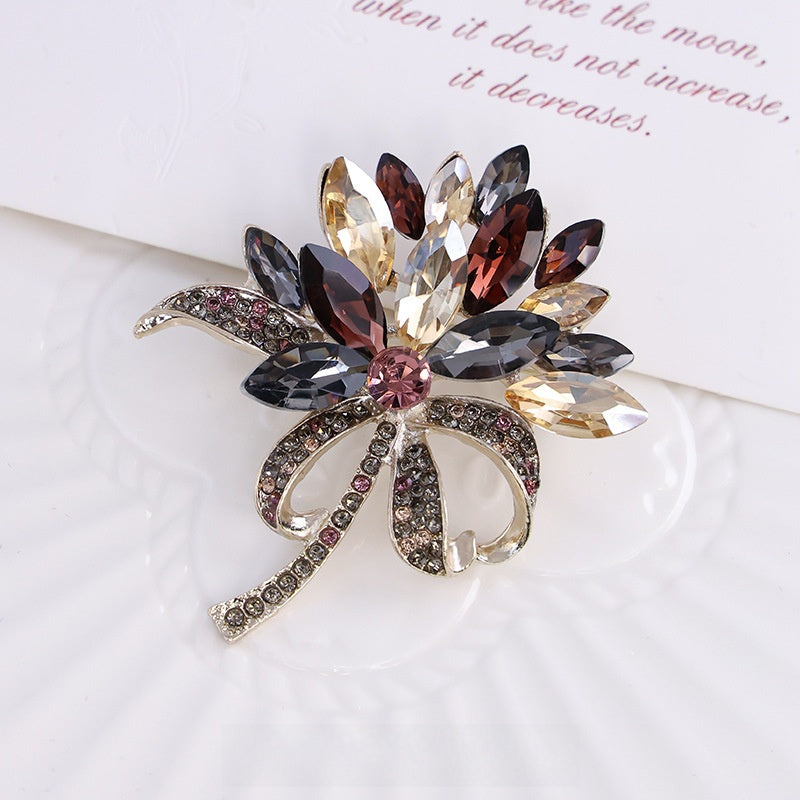 Butterfly Glass Brooch Pin Featuring Elegant Design For Stylish Jewelry Accessories